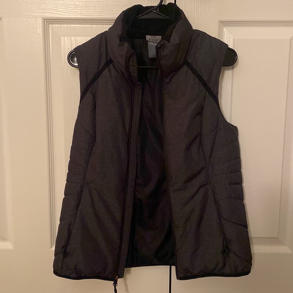 Champion Puffer Vest - Picture 3 of 4